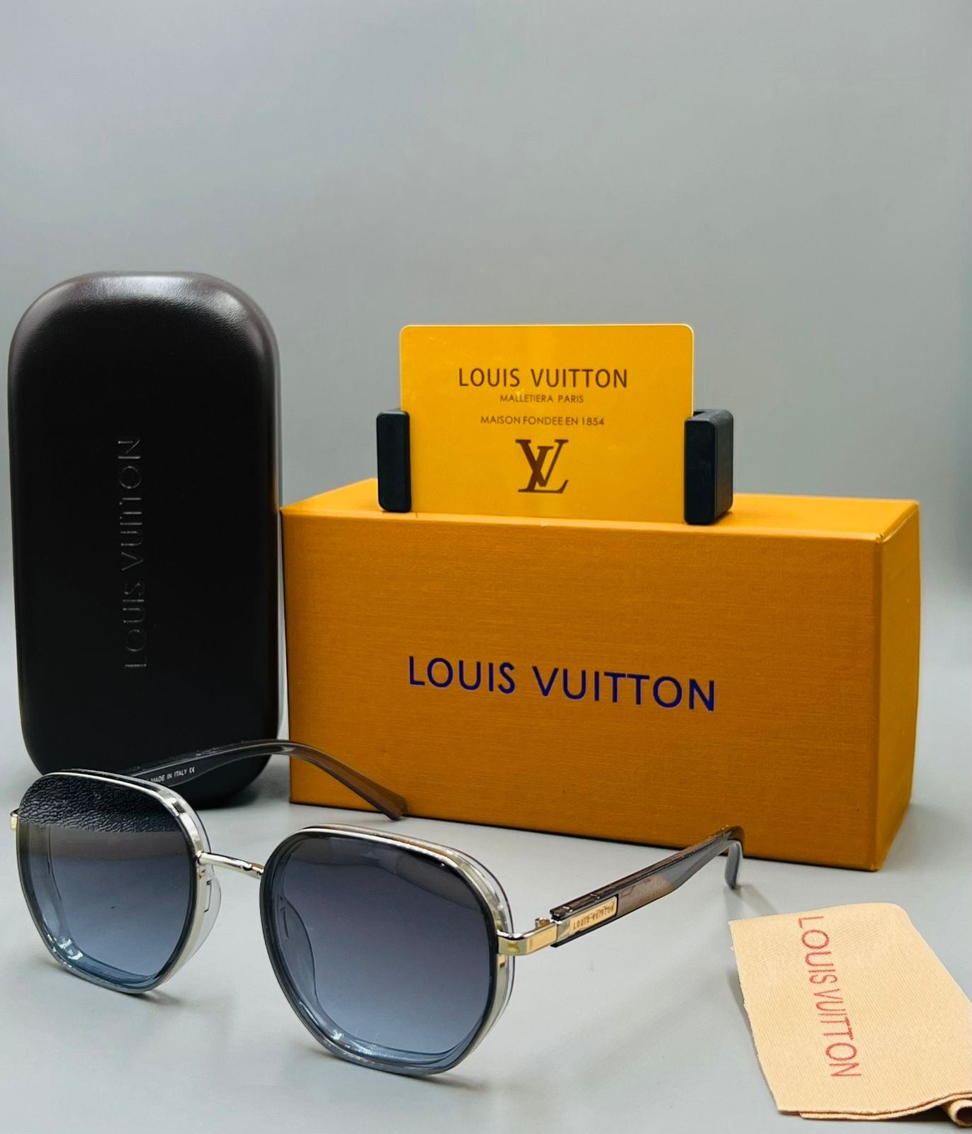 Louis Vuitton Unisex Sunglasses