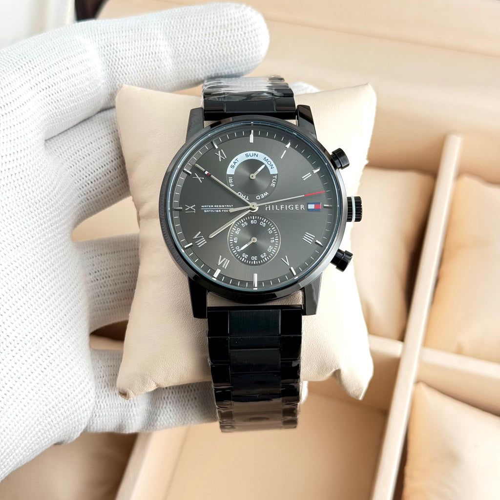 Tommy Hilfiger Multifunction