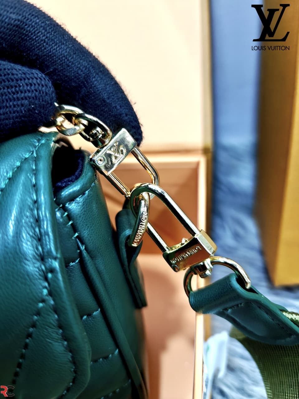 Louis Vuitton Wave Multi Pochette