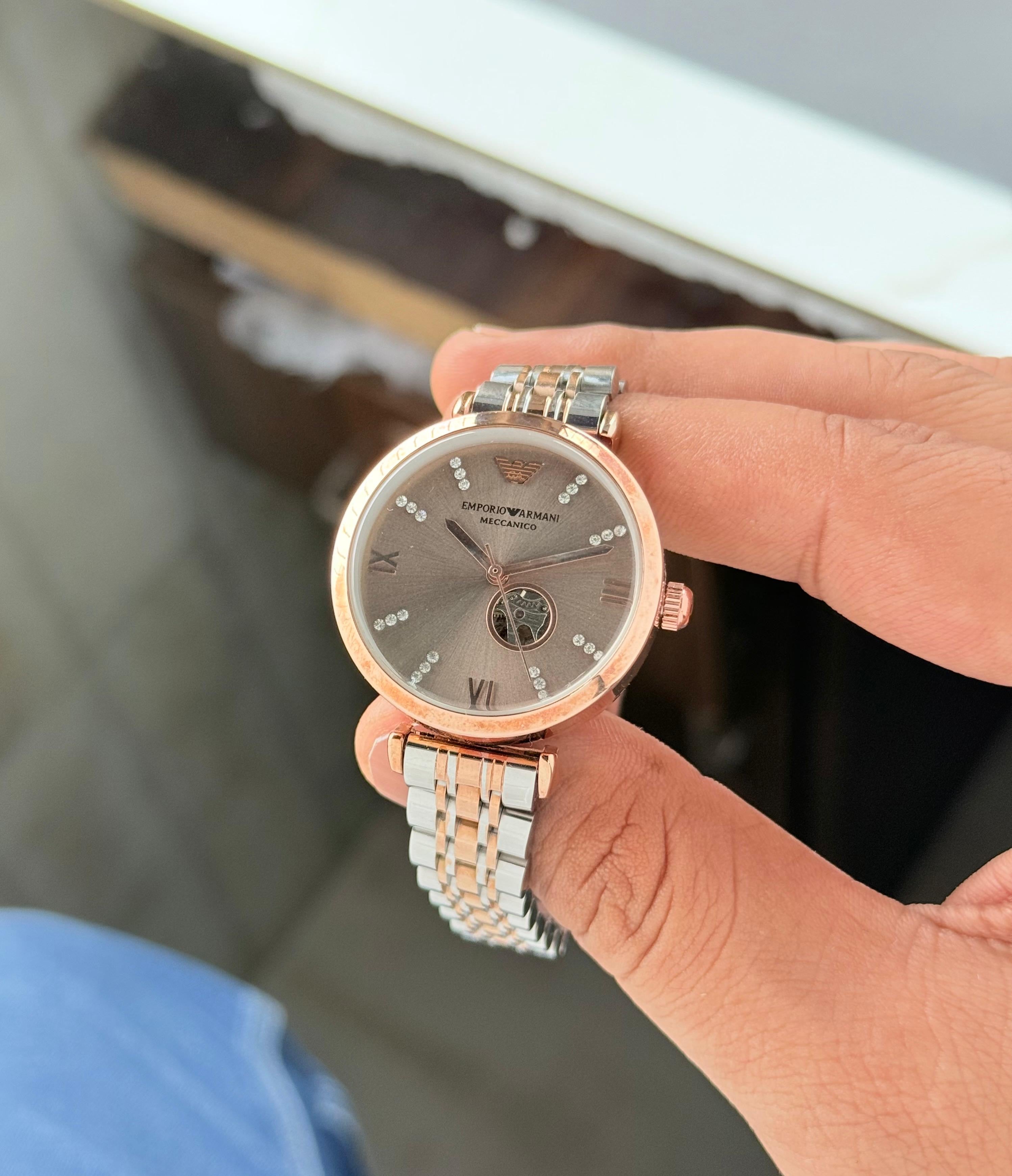 Emporio Armani Gianni T-Bar