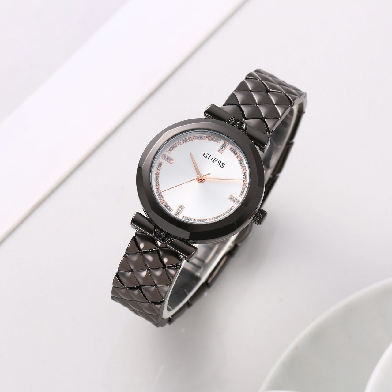 Guess Elegance Series