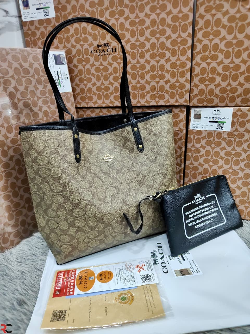 Coach City Tote In Signature Canvas