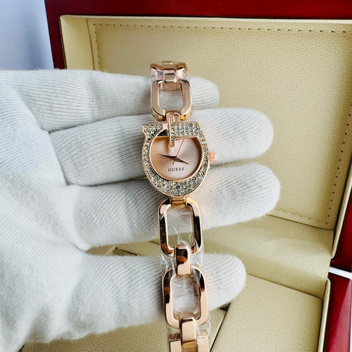 Guess Chain Series
