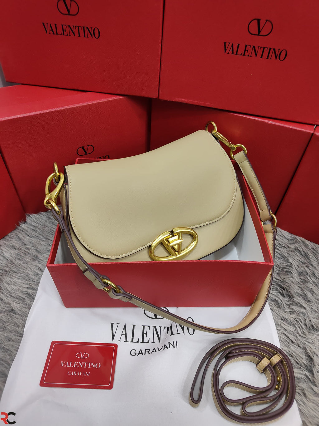 Valentino Garavani Oval Shoulder Bag