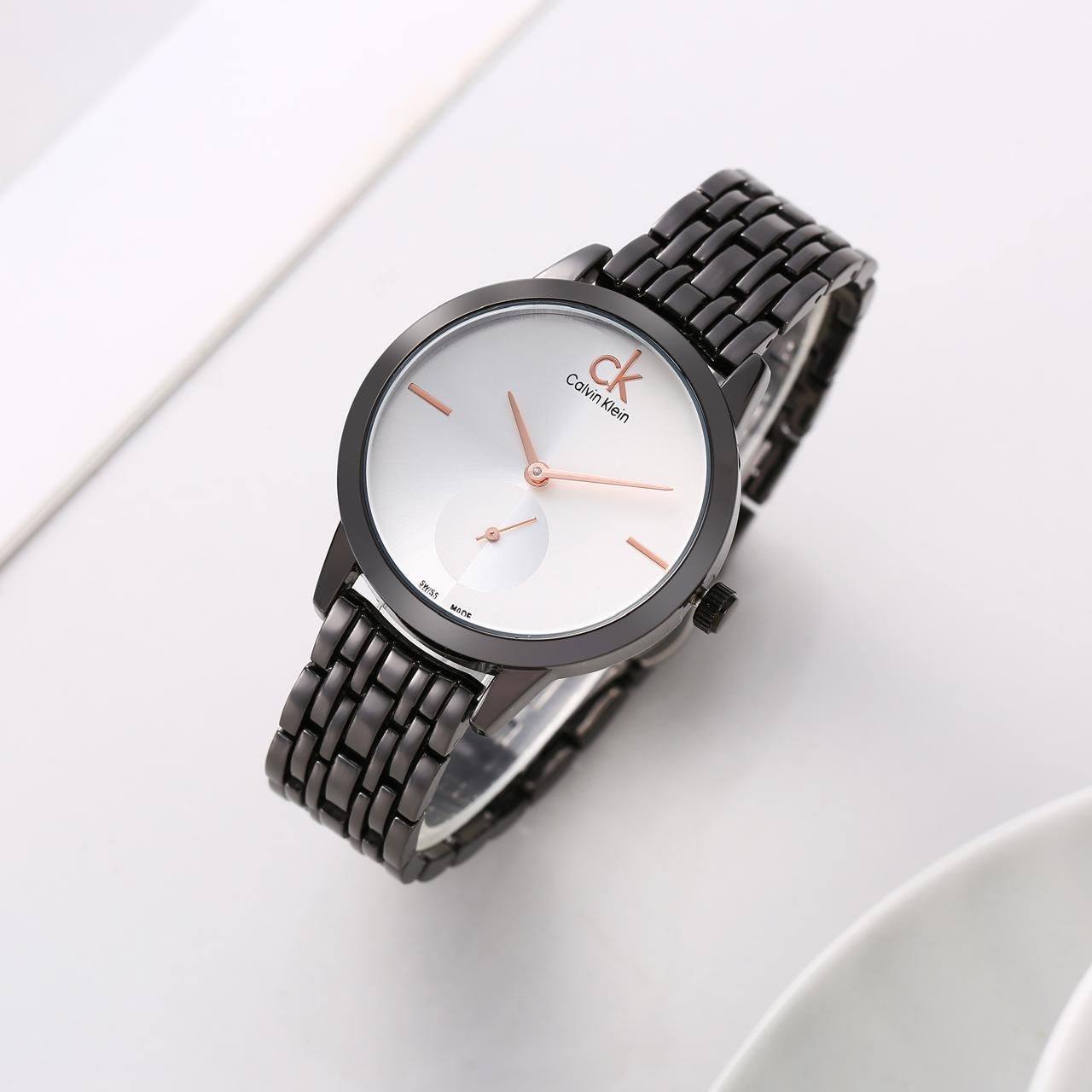 Calvin Klein Minimal