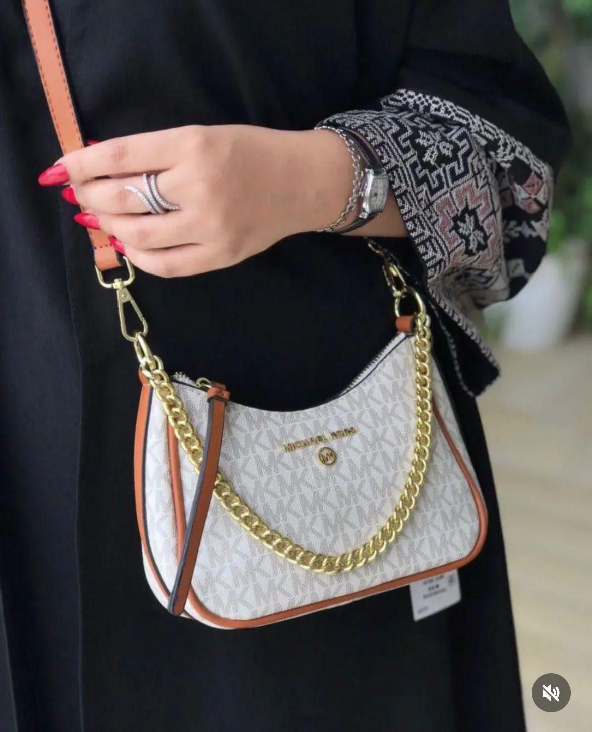 Michael Kors Jet Set Charm Small Pochette