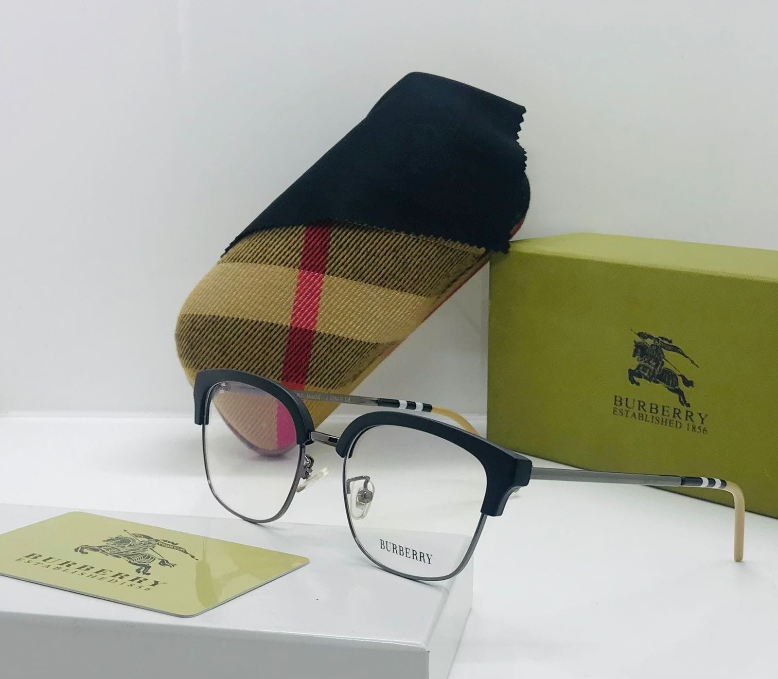 Burberry Frame