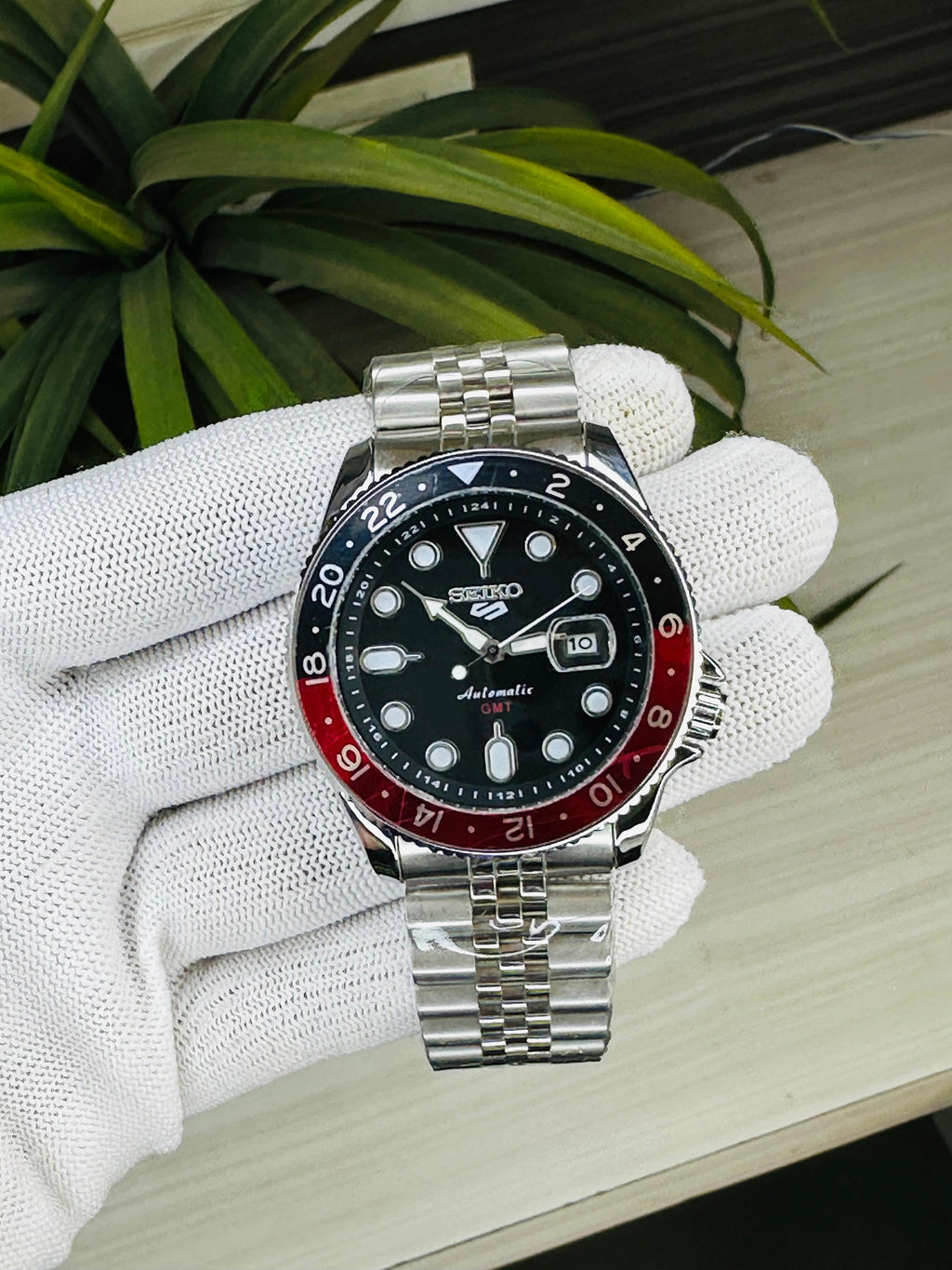 Seiko 5 Sports GMT