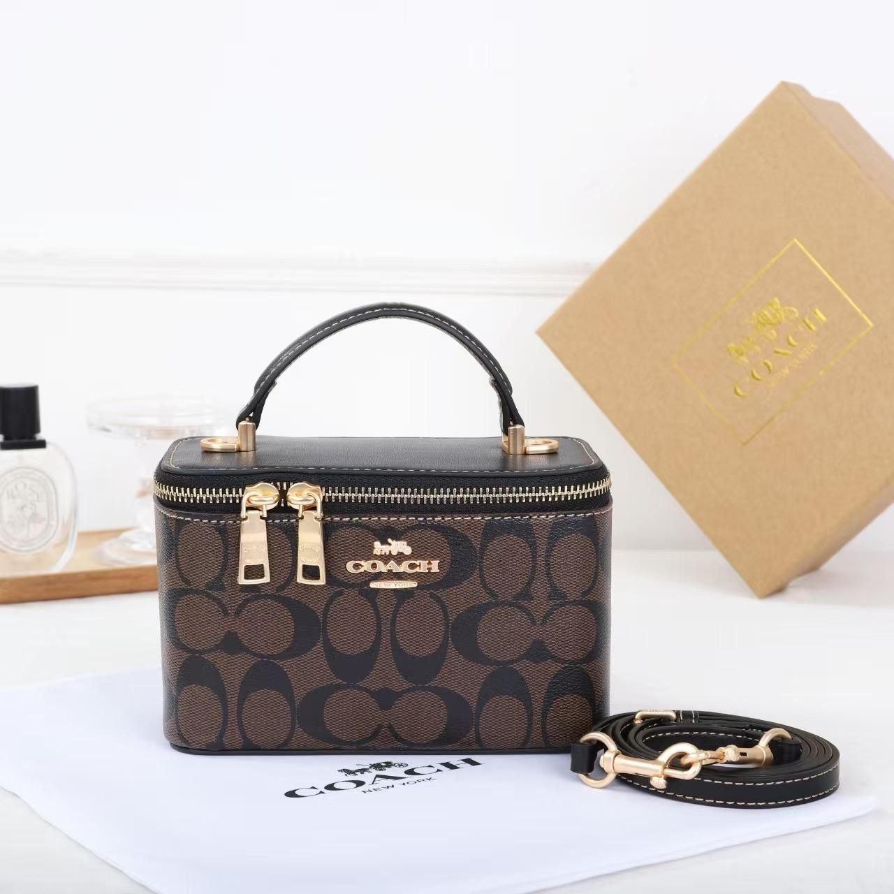 Coach Signature Vanity Case Bag