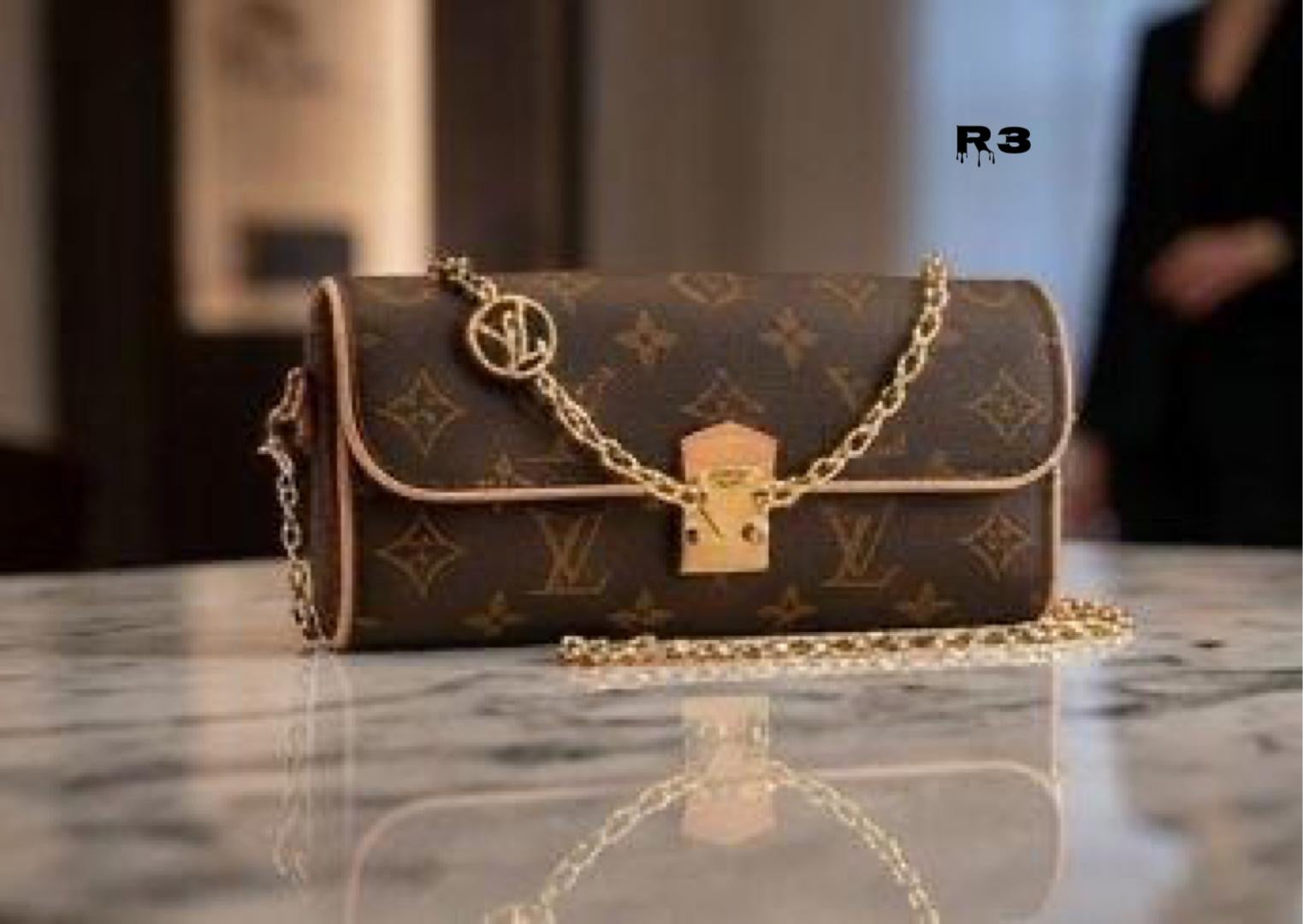Louis Vuitton Pochette Camille