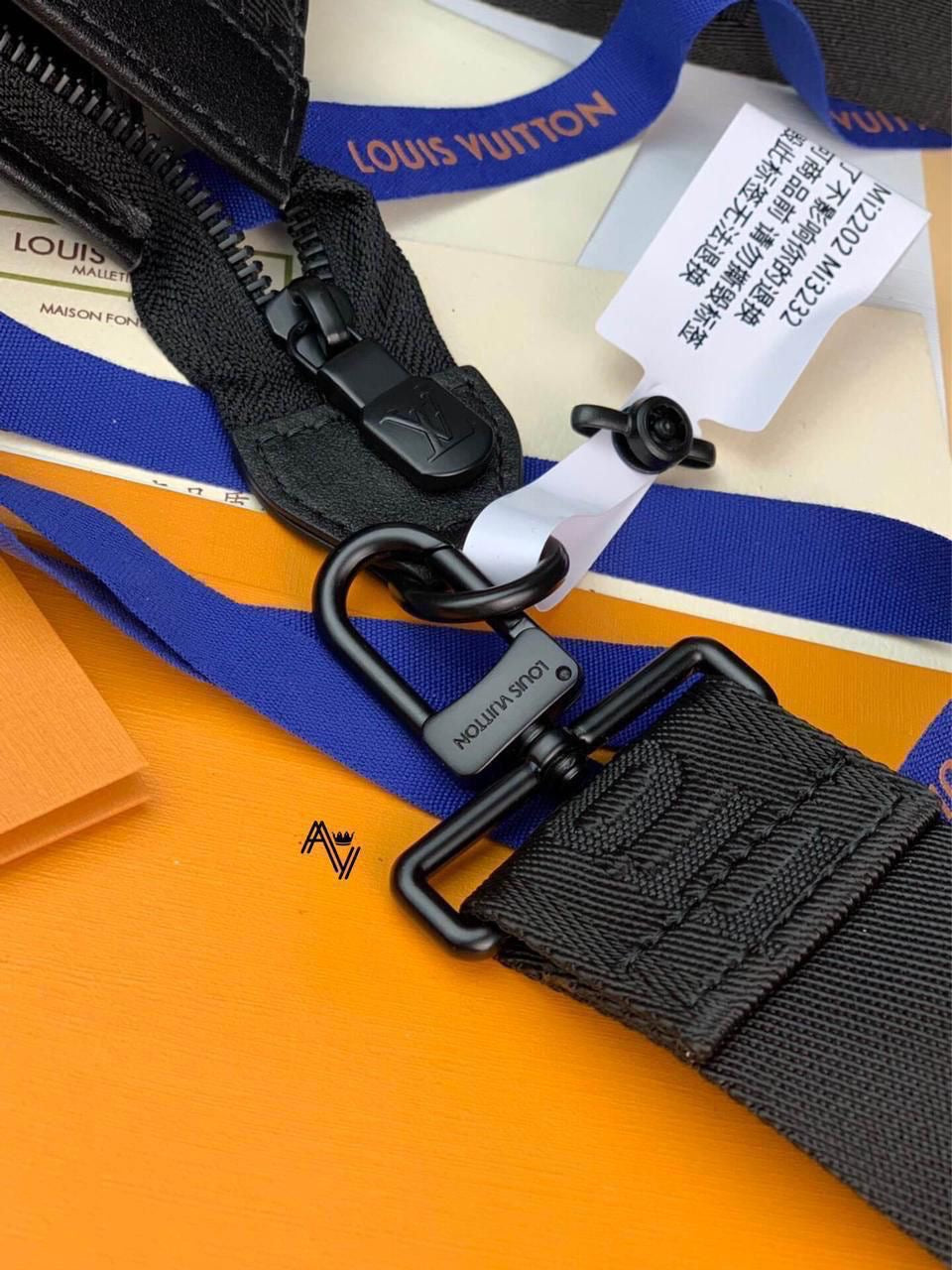 Louis Vuitton Gaston Wearable Wallet