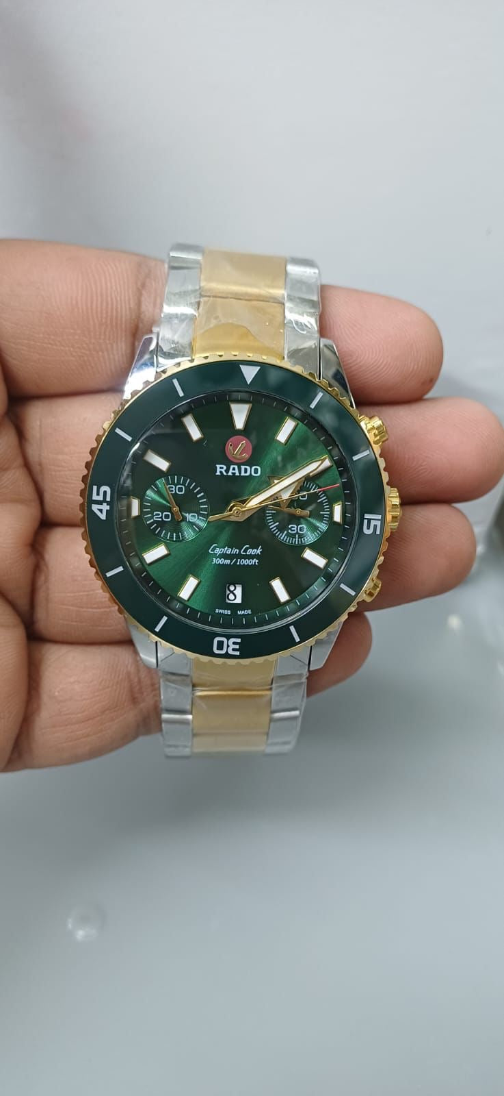 Rado Captain Cook