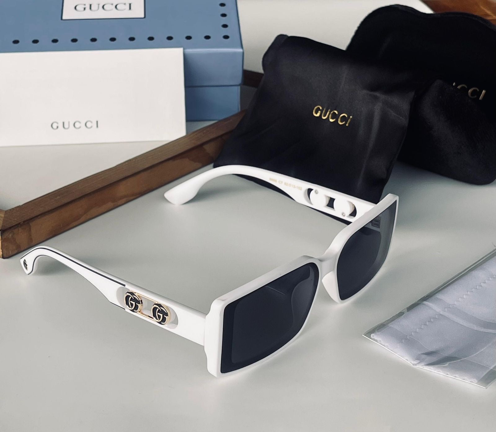 Gucci Unisex Sunglasses