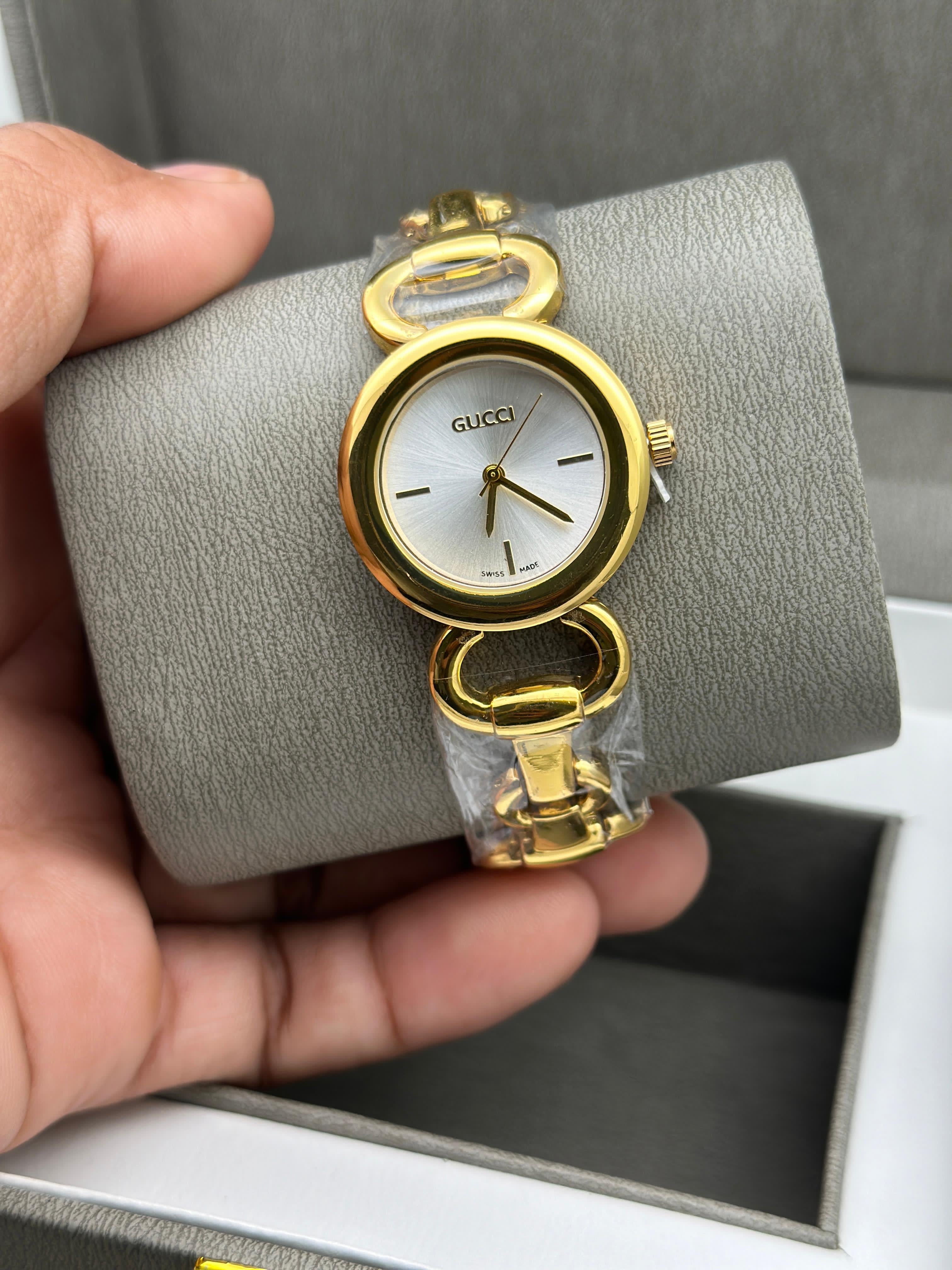 Gucci Round Gold Bracelet