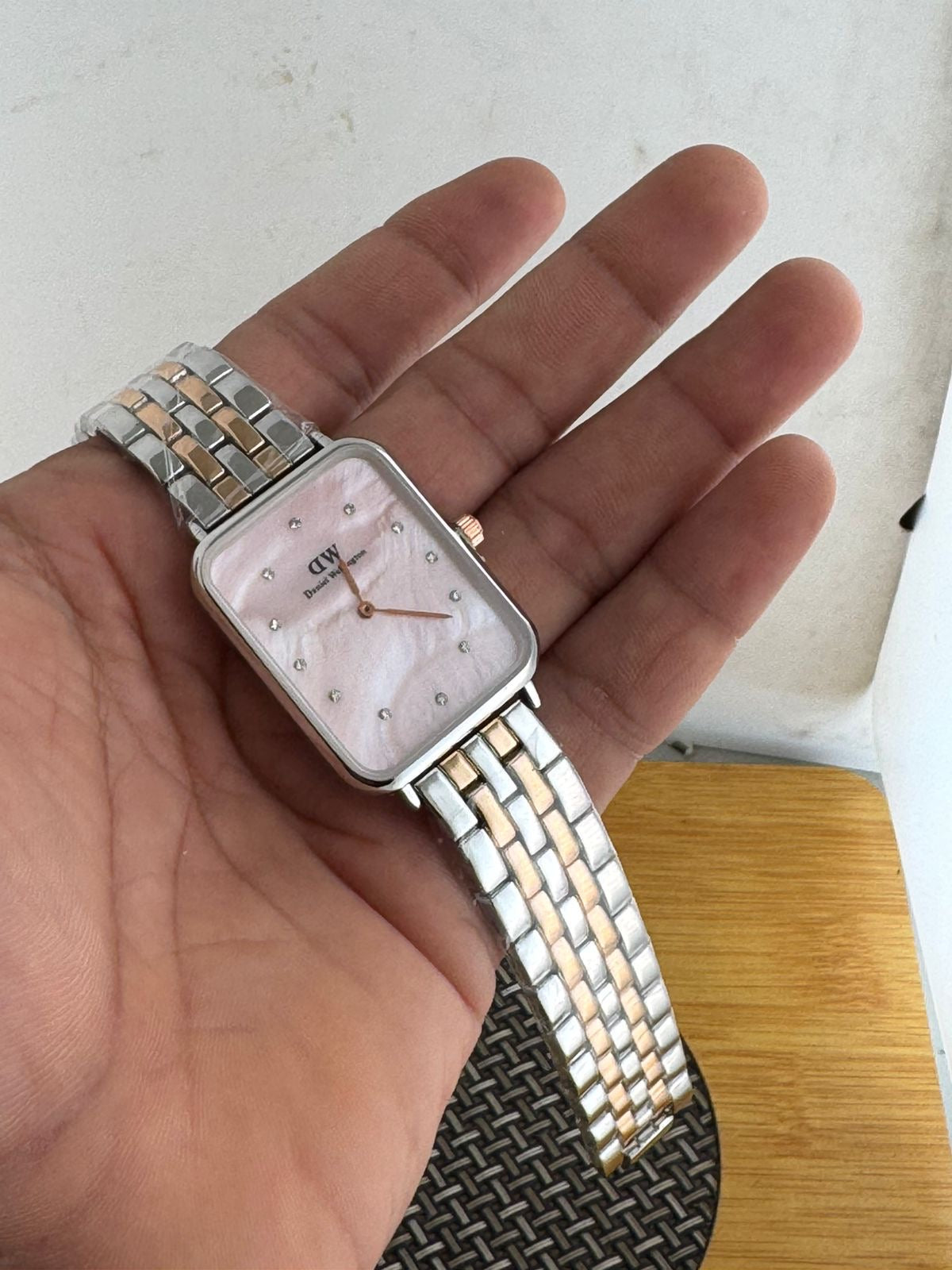 Daniel Wellington Square Dial Series