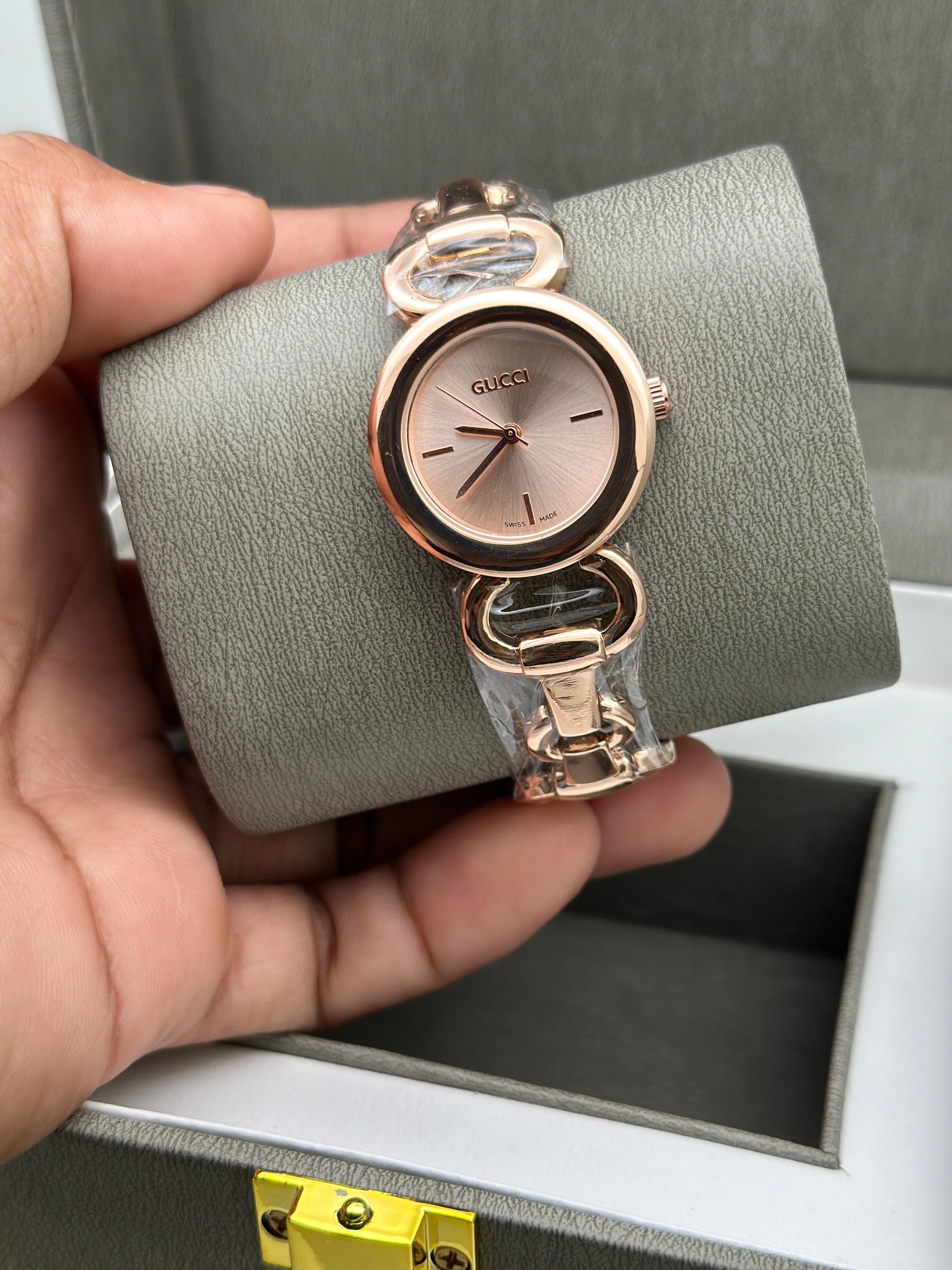 Gucci Round Gold Bracelet