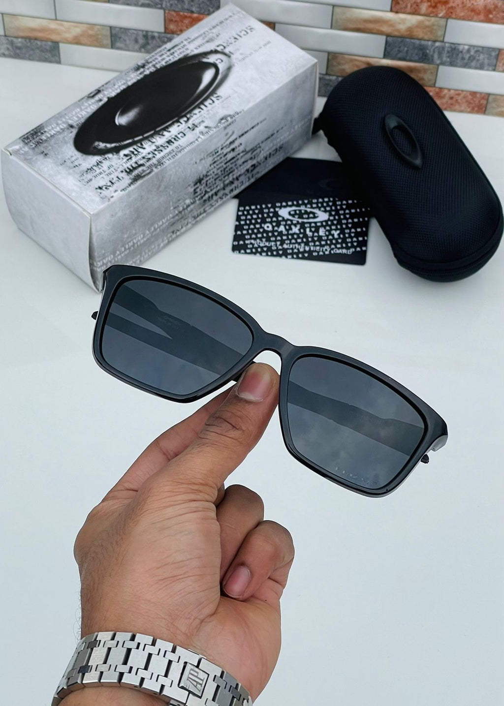 Oakley Unisex Sunglasses