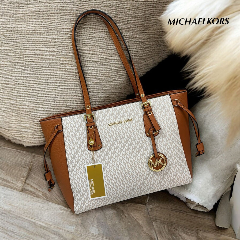 Michael Kors Voyager Tote