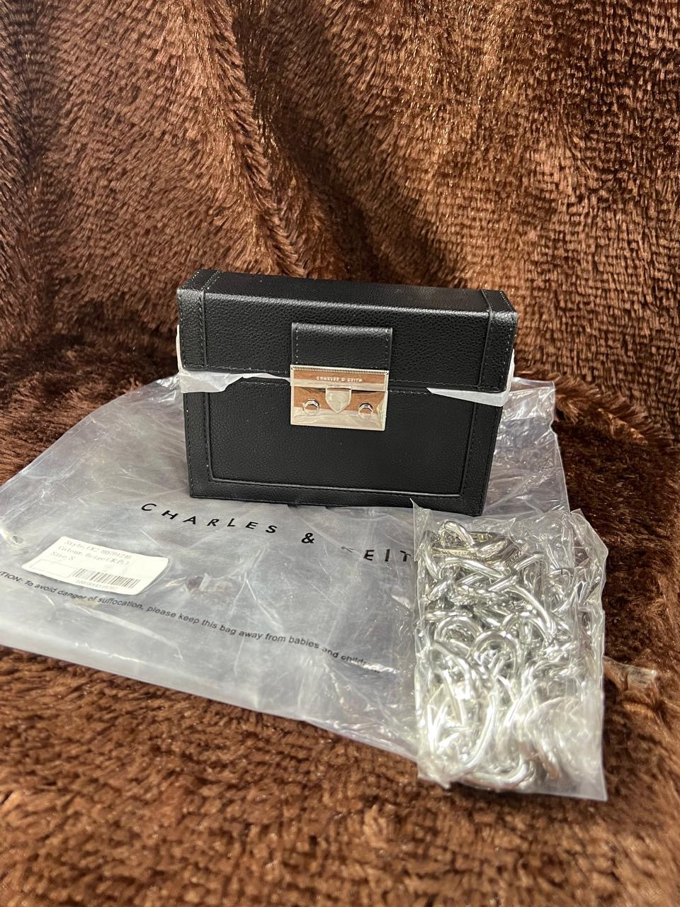 Charles & Keith Box Sling