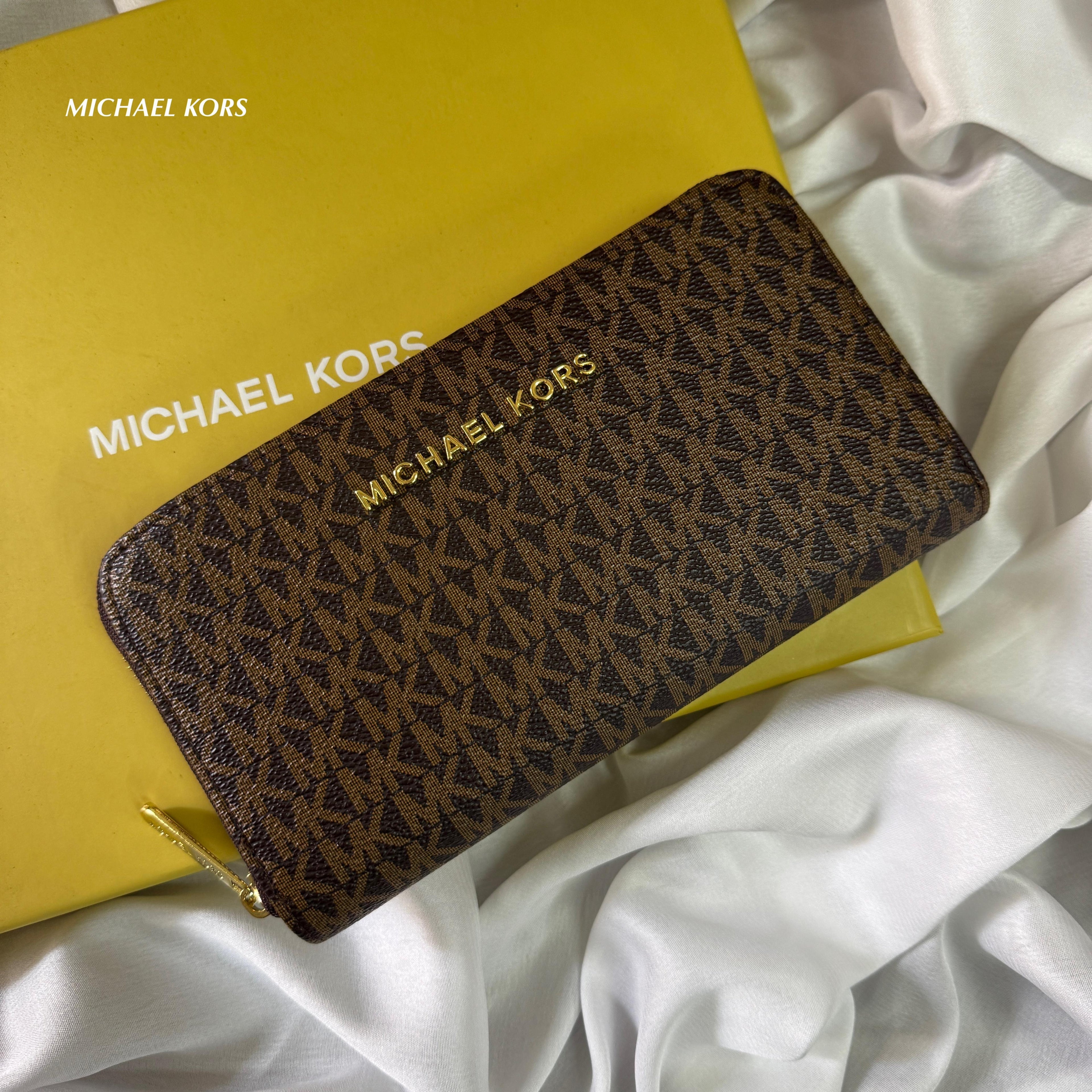 Michael Kors Zipper Wallet