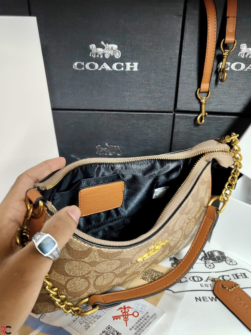 Coach Teri Shoulder Bag In Signature Canvas