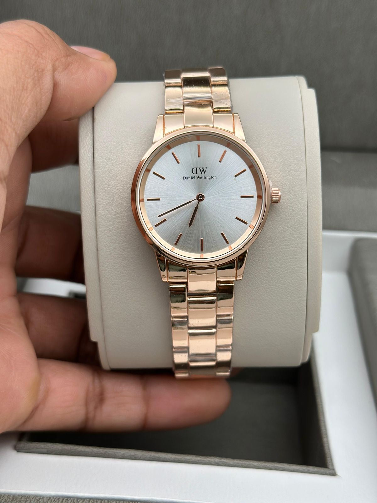 Daniel Wellington Iconic Link