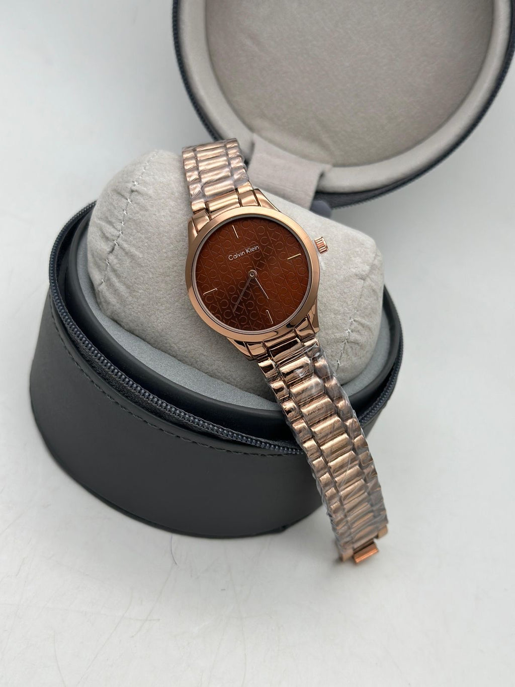 Calvin Klein Elegant Series