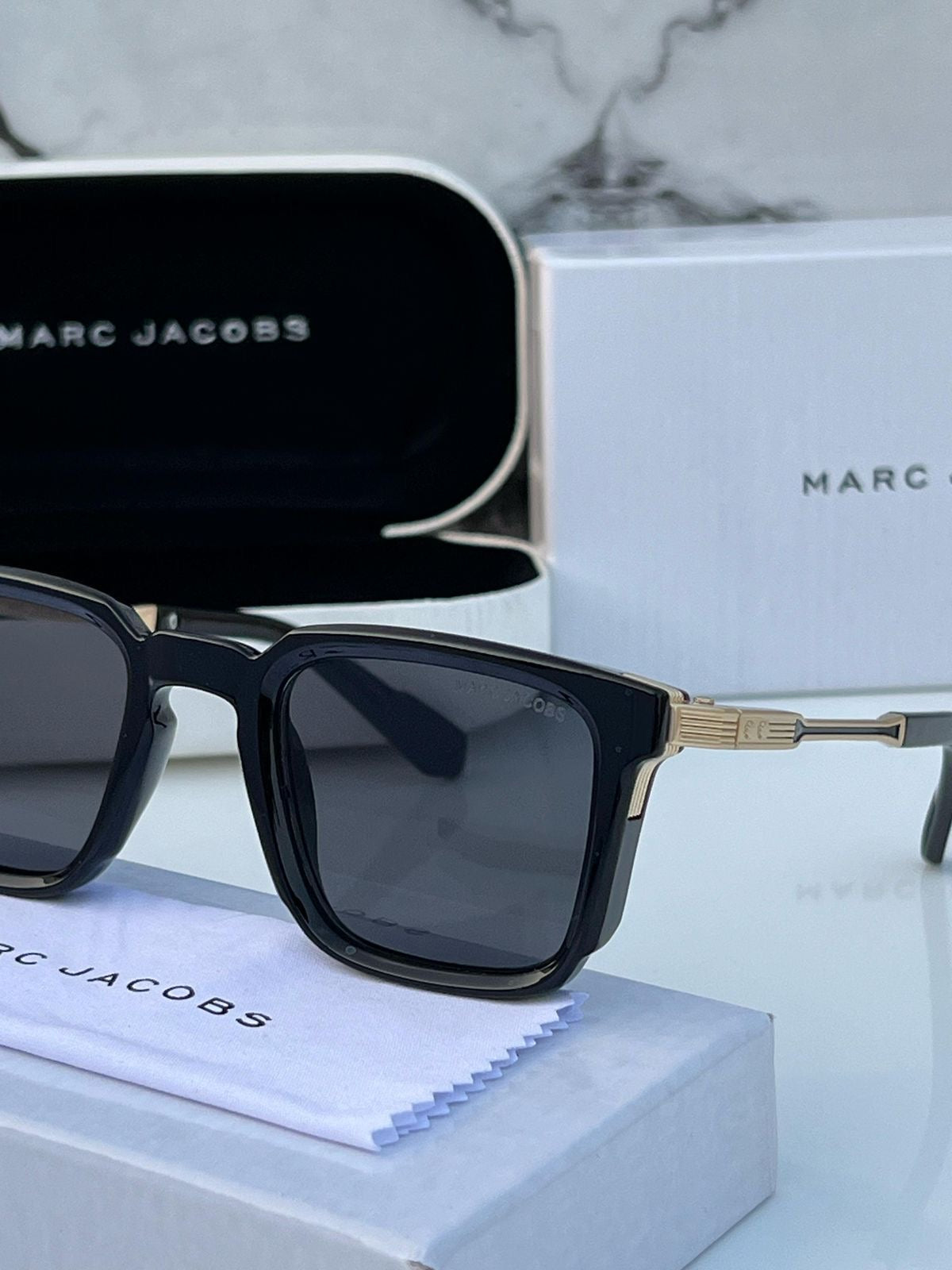 Marc Jacobs Unisex Sunglasses