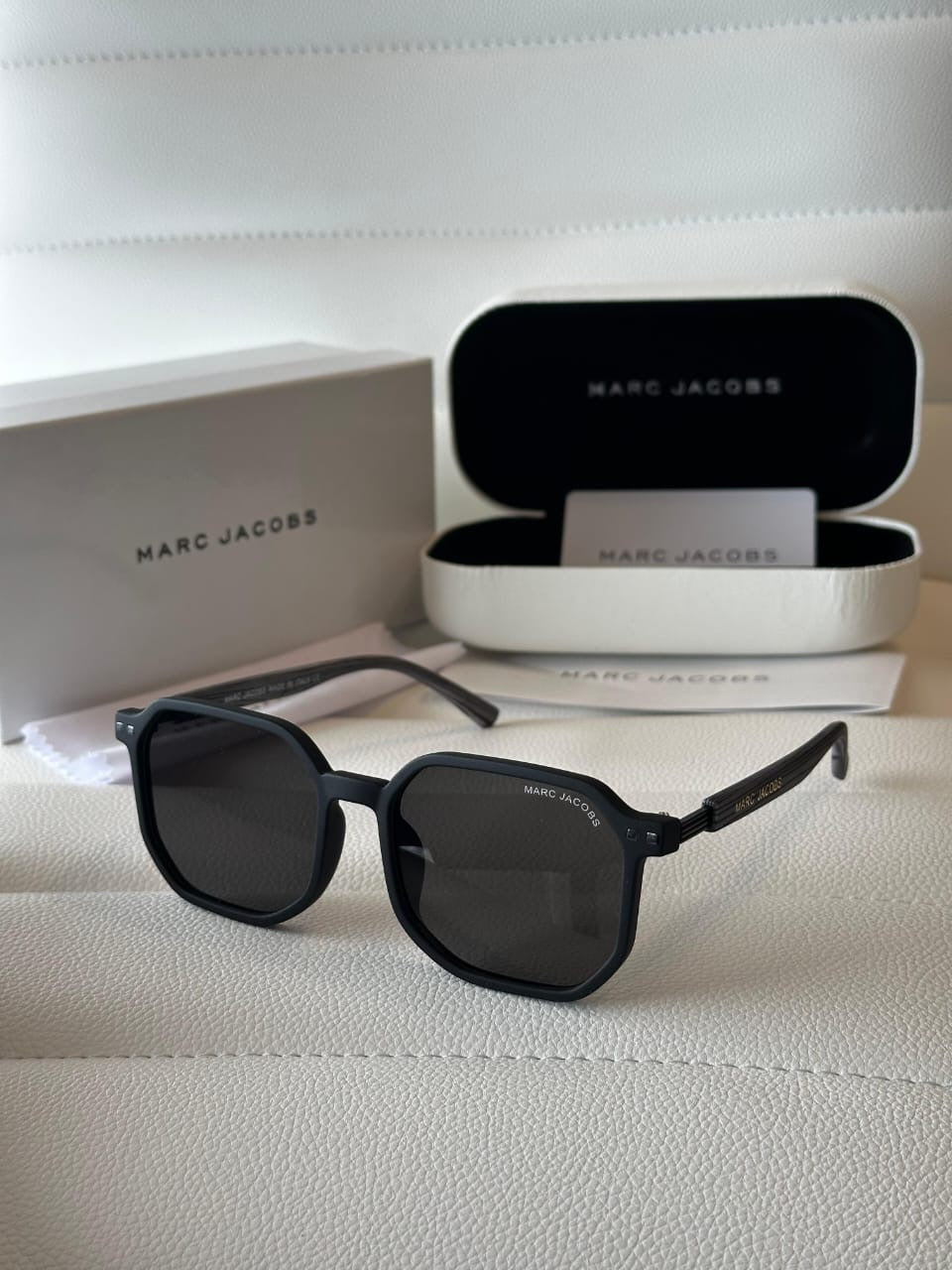 Marc Jacobs Unisex Sunglasses