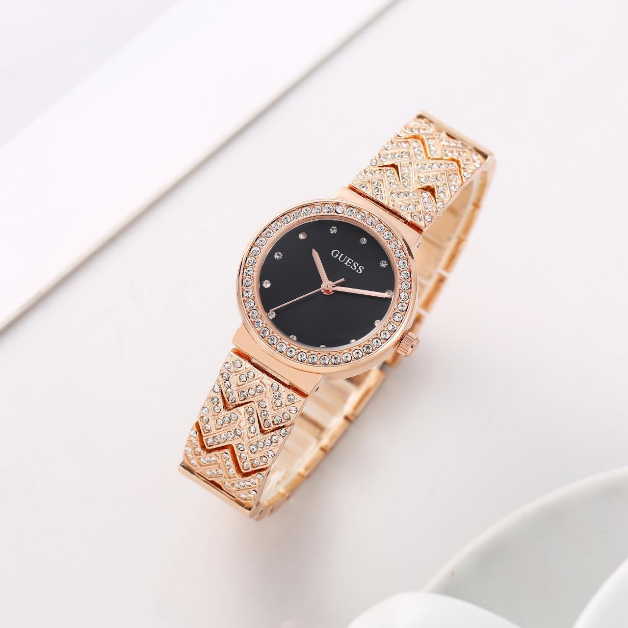 Guess Treasure Collection