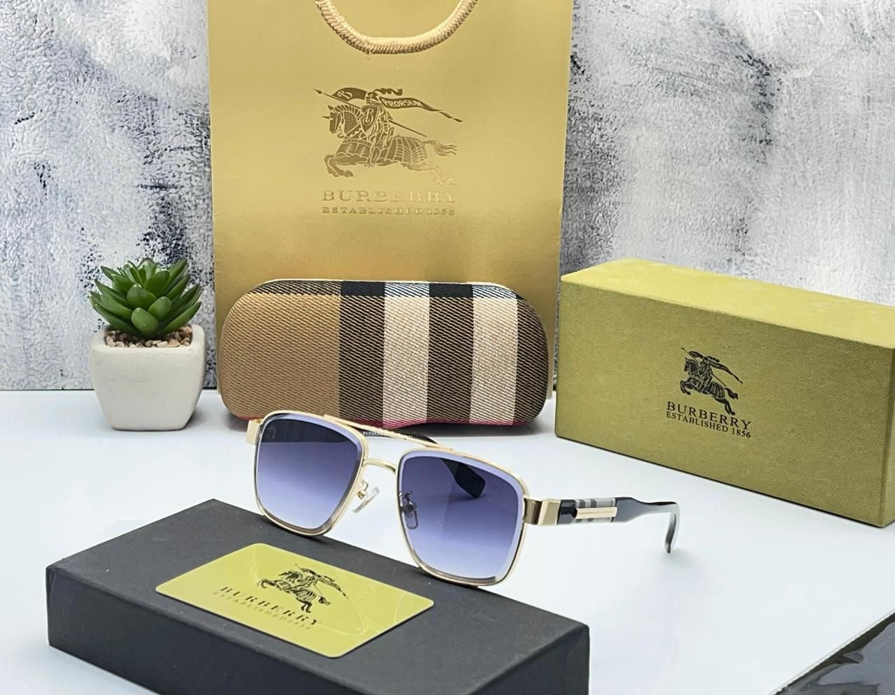 Burberry Unisex Sunglasses