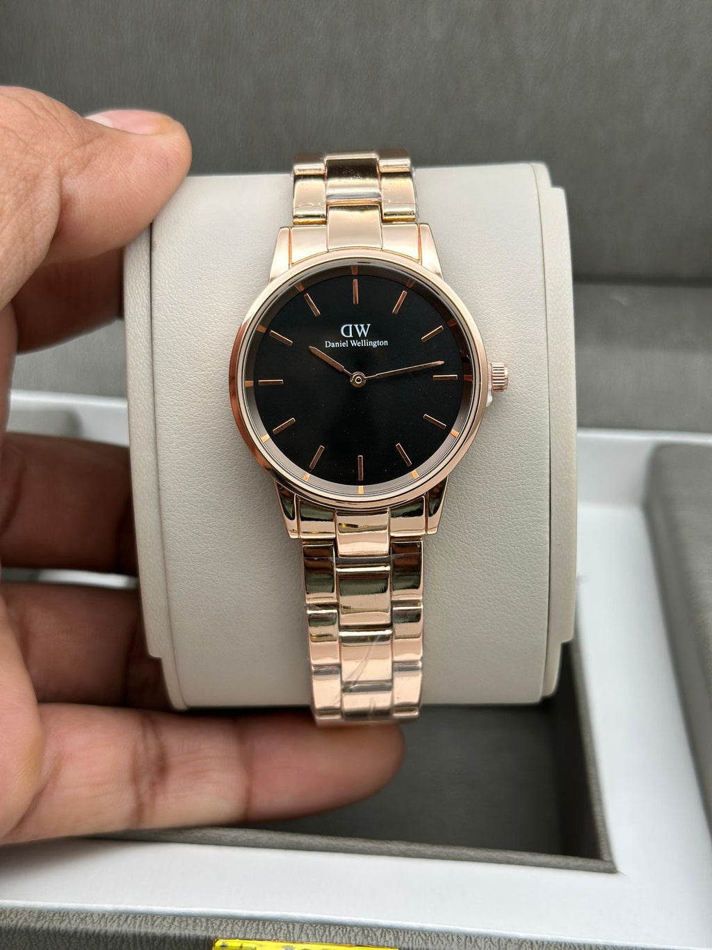 Daniel Wellington Iconic Link