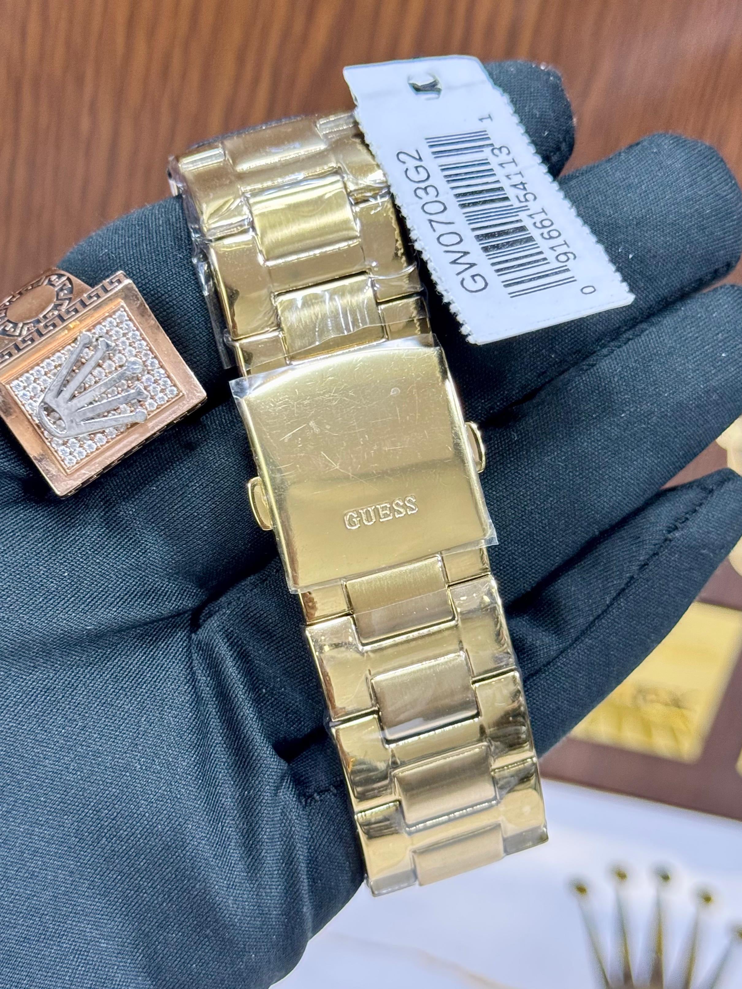 Guess Green Dial Edition