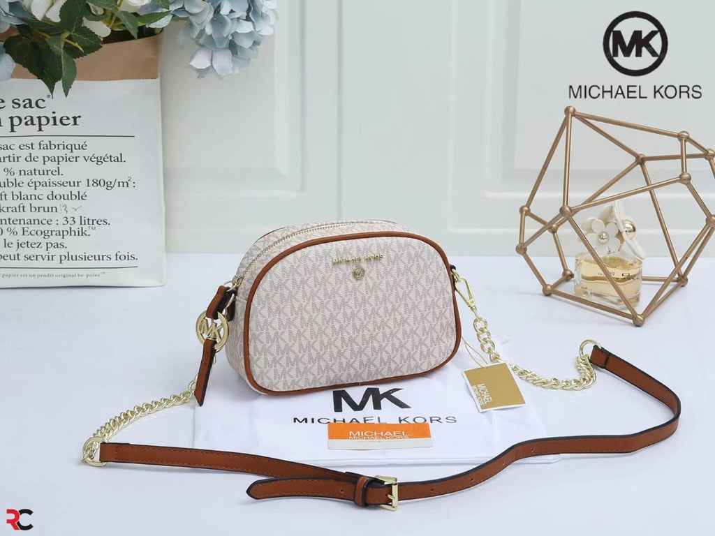 Michael Kors Jet Set Charm Oval Camera Bag