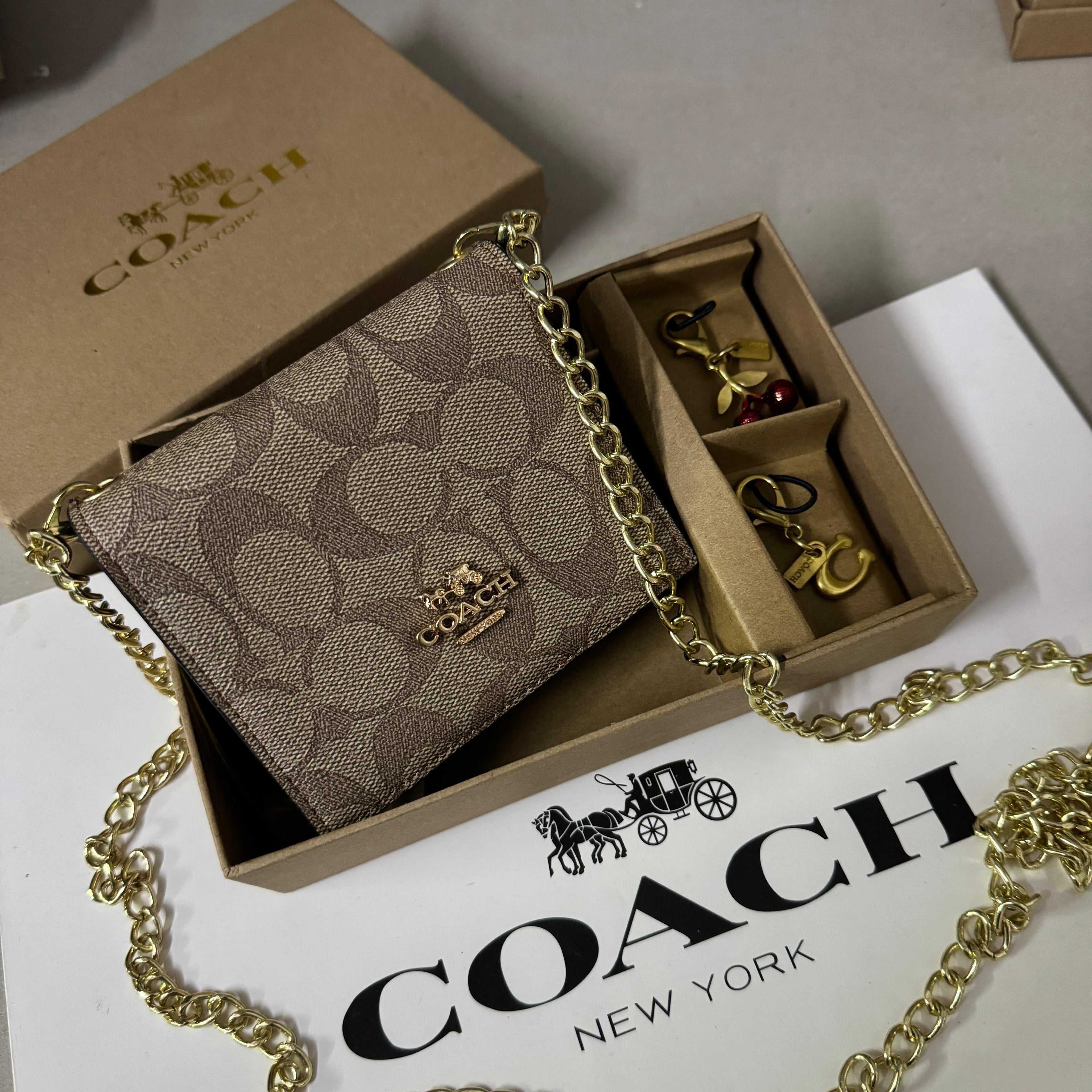 Coach 3 Set Sling
