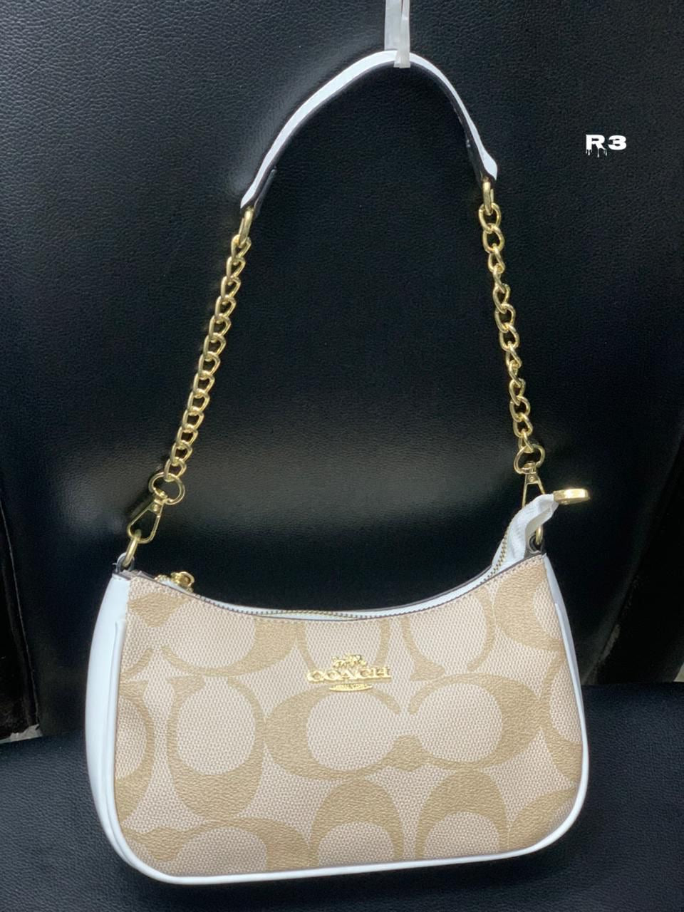 Coach Teri Big Font