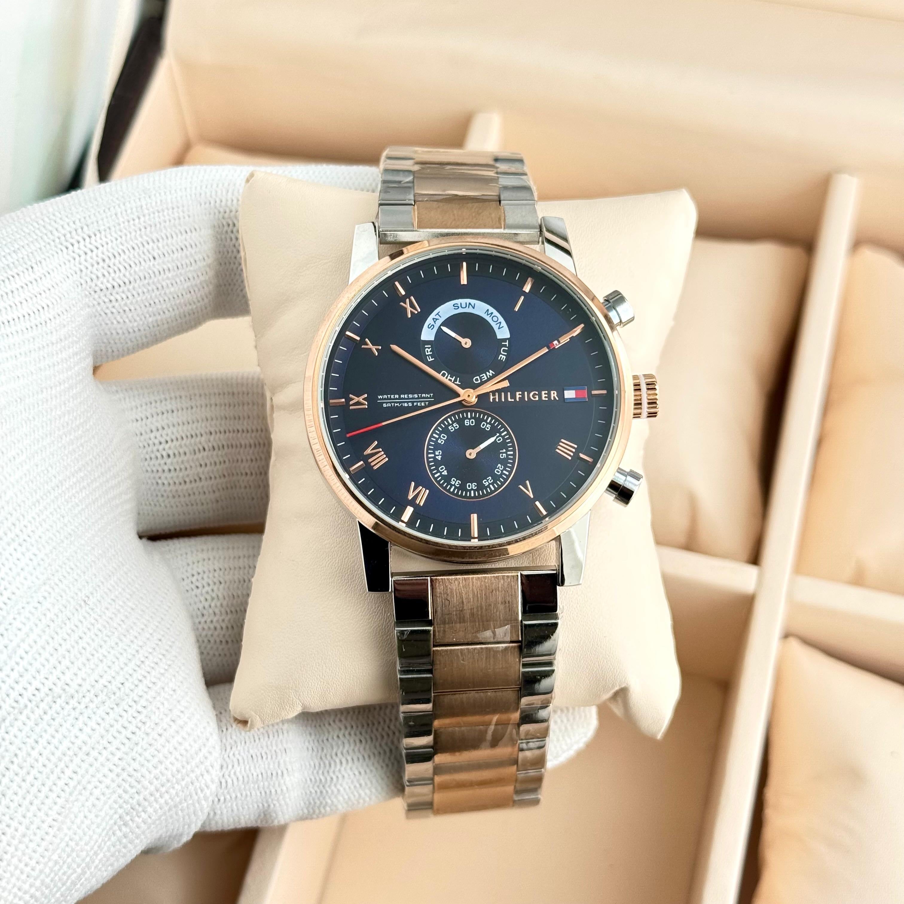 Tommy Hilfiger Multifunction
