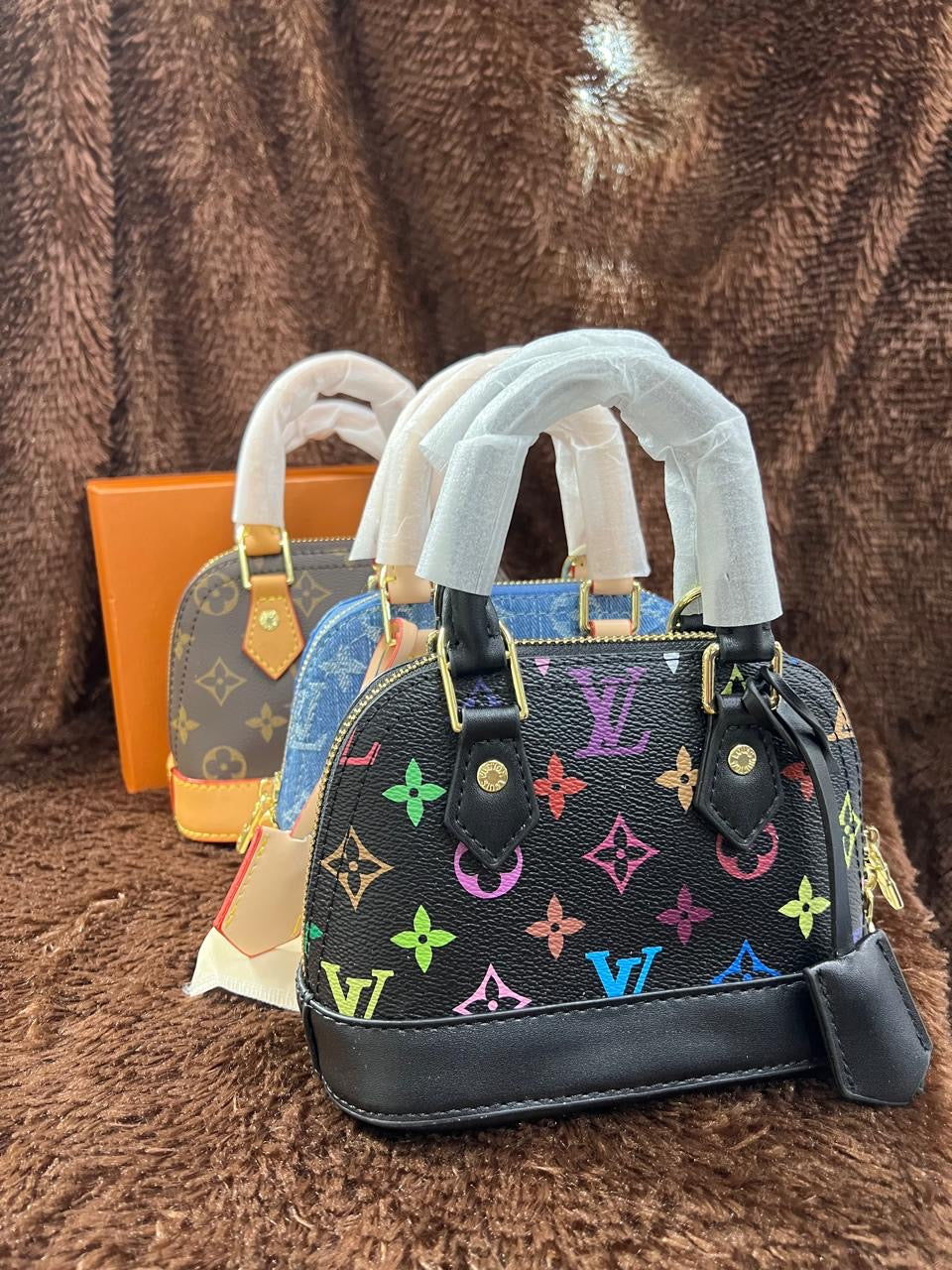 Louis Vuitton Mini Alma