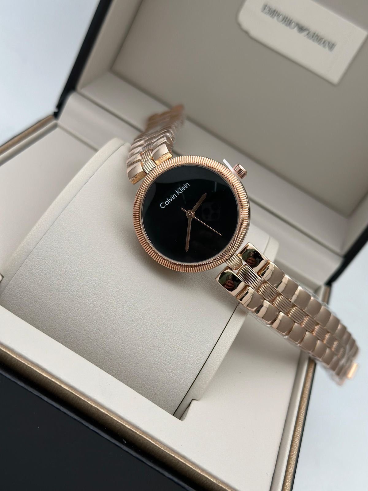 Calvin Klein Minimalist