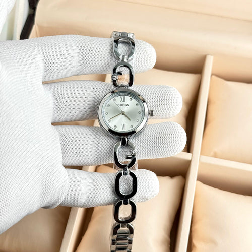 Guess Chain Link
