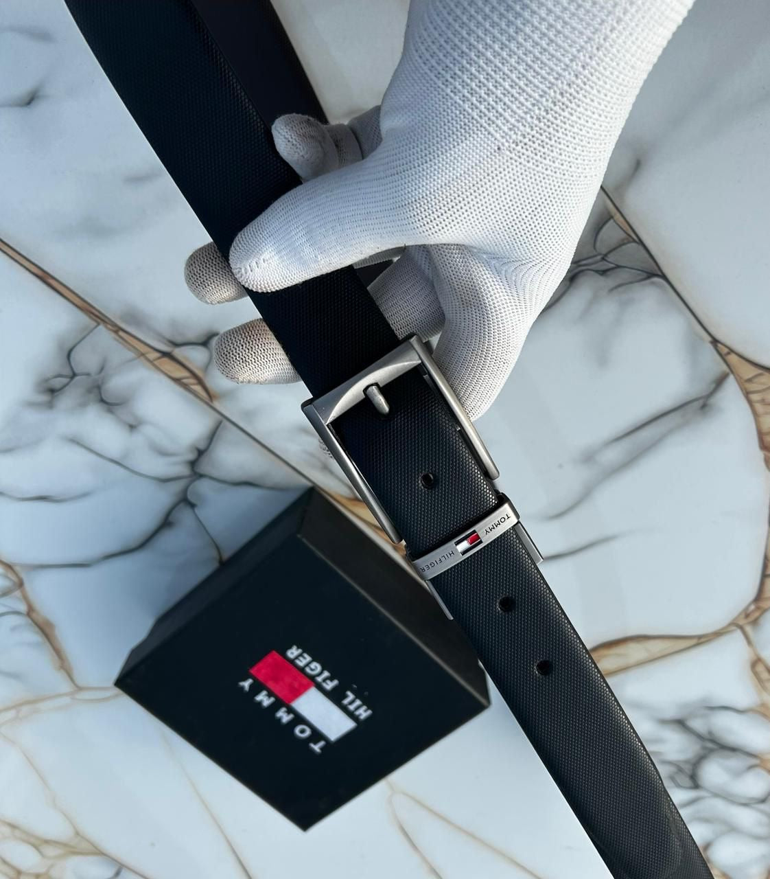 Tommy Hilfiger Wallet & Belt Combo