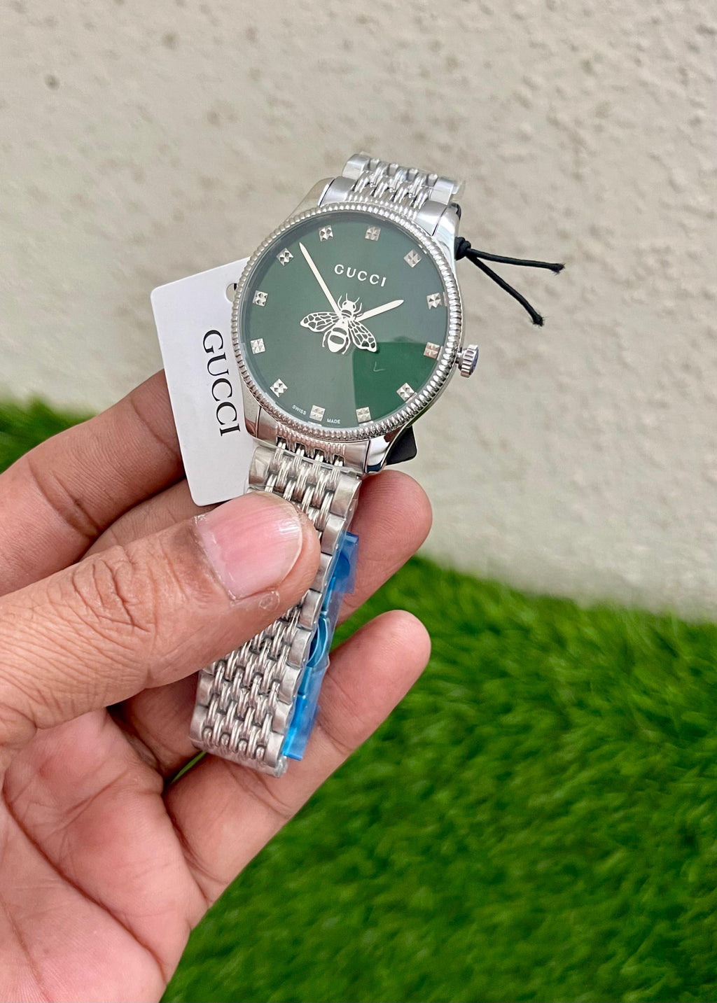 Gucci Signature Bee Dial