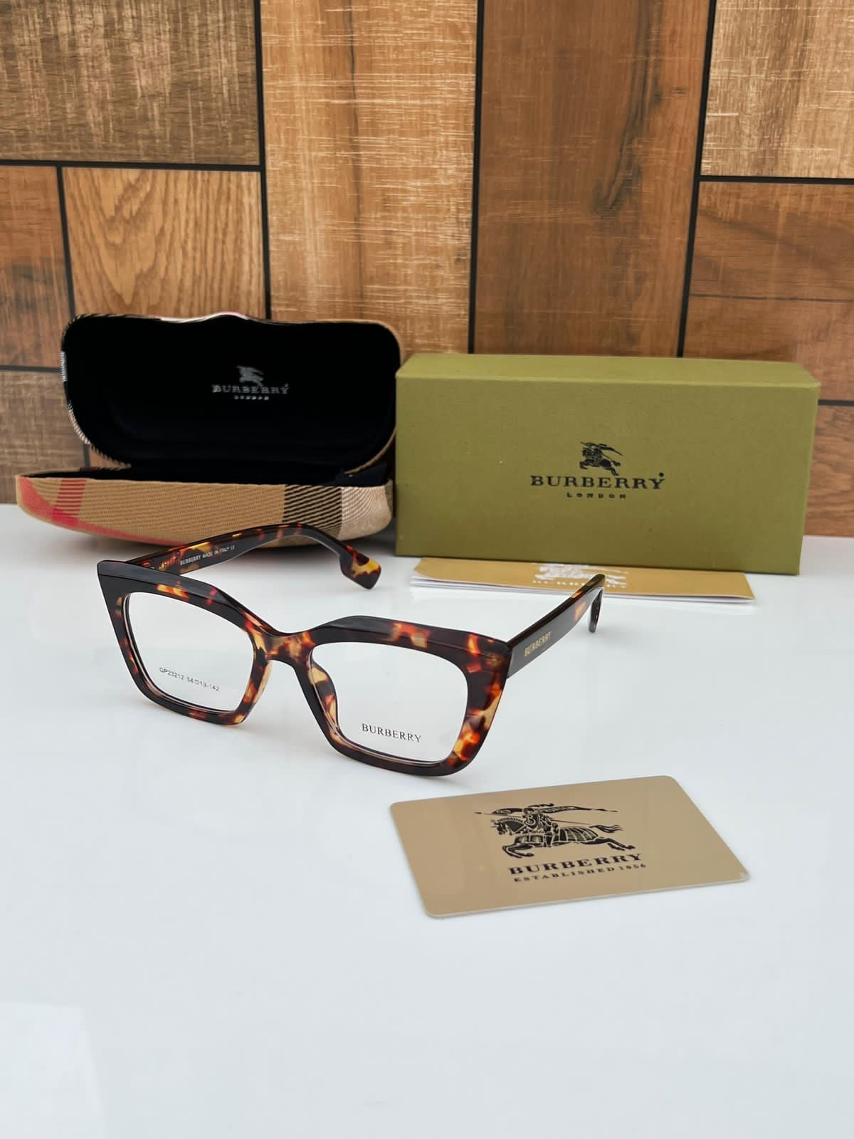 Burberry Frame