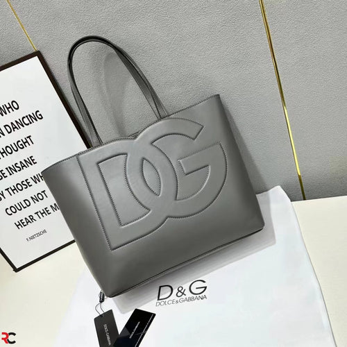 Dolce & Gabbana Medium Calfskin DG Logo