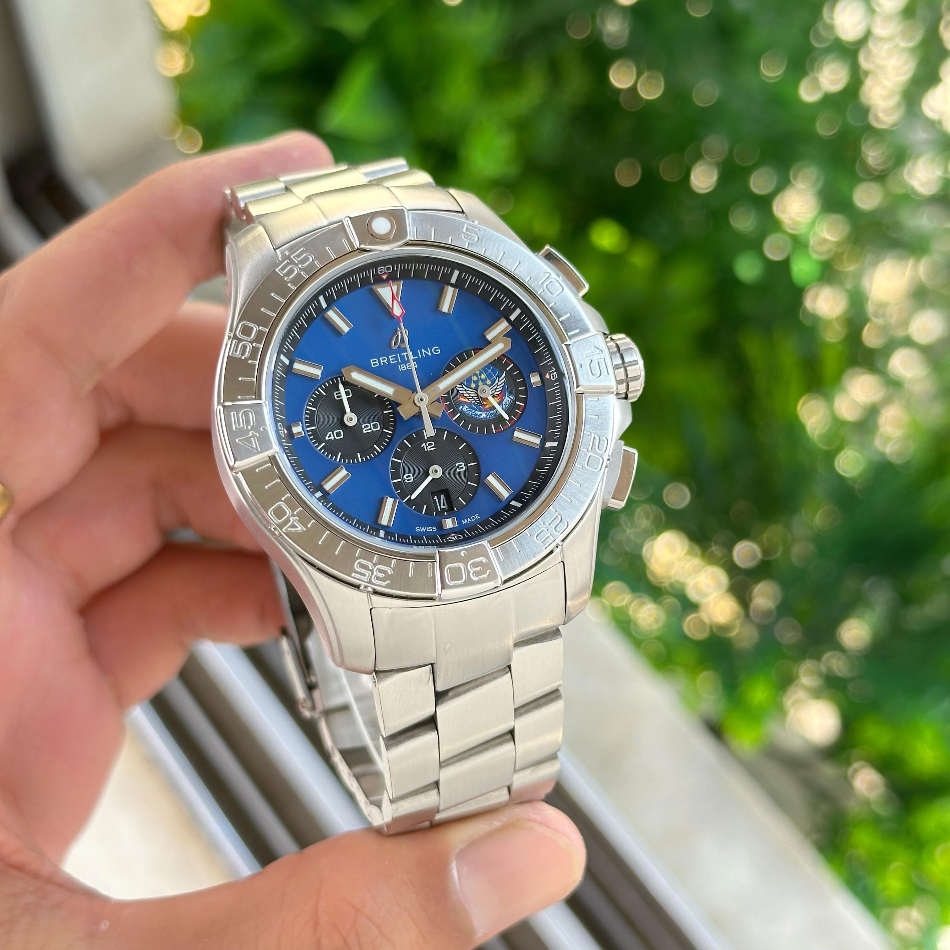 Breitling Avenger 44 Collection