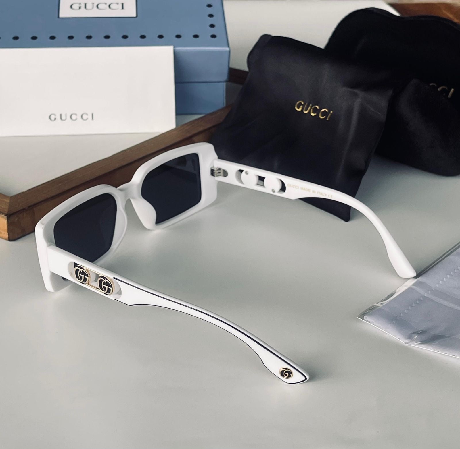 Gucci Unisex Sunglasses