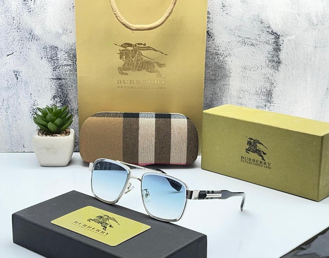 Burberry Unisex Sunglasses