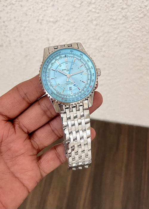 Breitling Navitimer