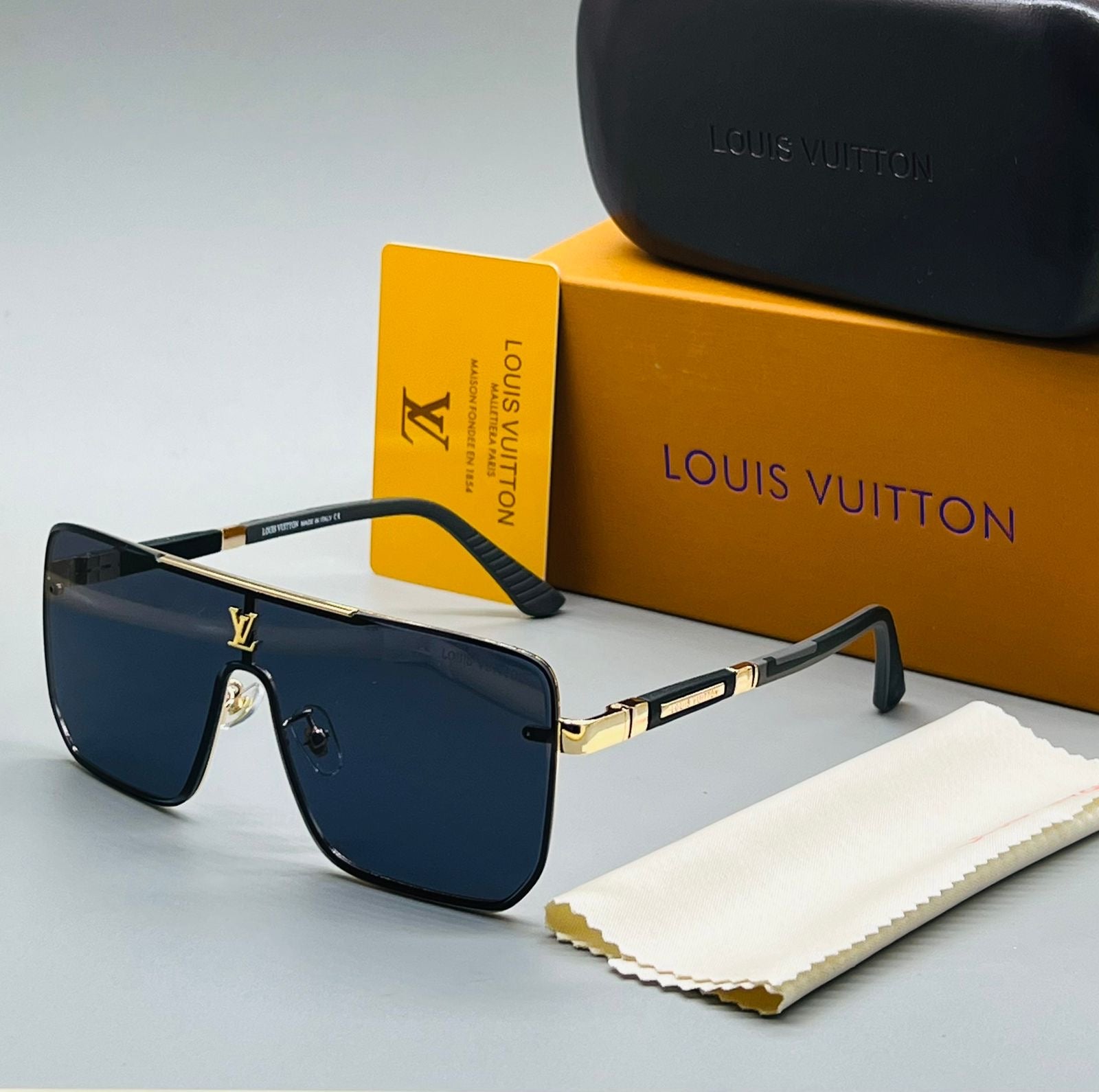 Louis Vuitton Unisex Sunglasses