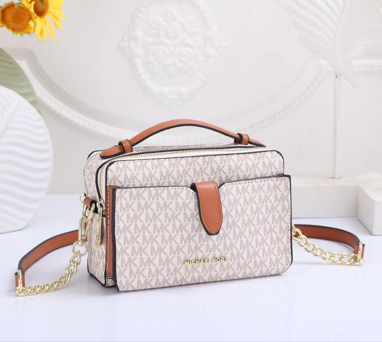 Michael Kors Phone Crossbody Bag